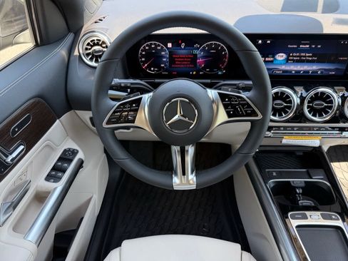 Used 2026 Mercedes-Benz GLA 250 4MATIC image 14