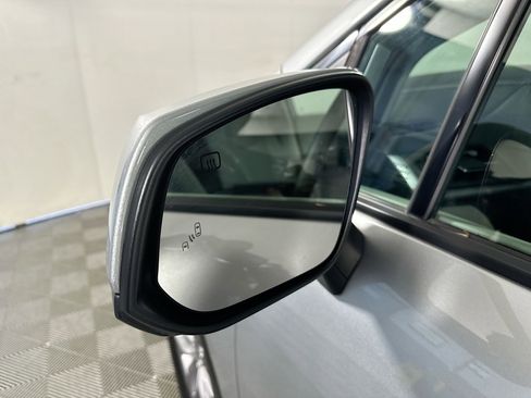 Used 2023 Toyota Sienna XLE image 10