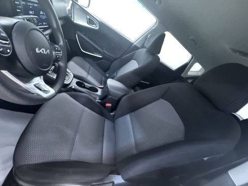 Used 2023 Kia Soul LX w/ Option Group 015 image 14