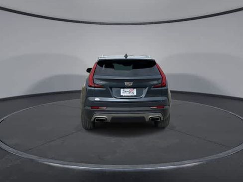 Used 2021 Cadillac XT4 Premium Luxury w/ Driver Awareness Package FWD image 7