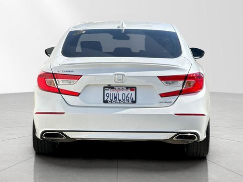 Used 2018 Honda Accord Sport image 4