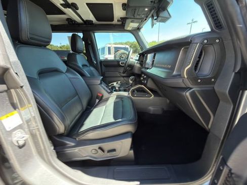Used 2025 Ford Bronco Badlands AWD/4WD image 11
