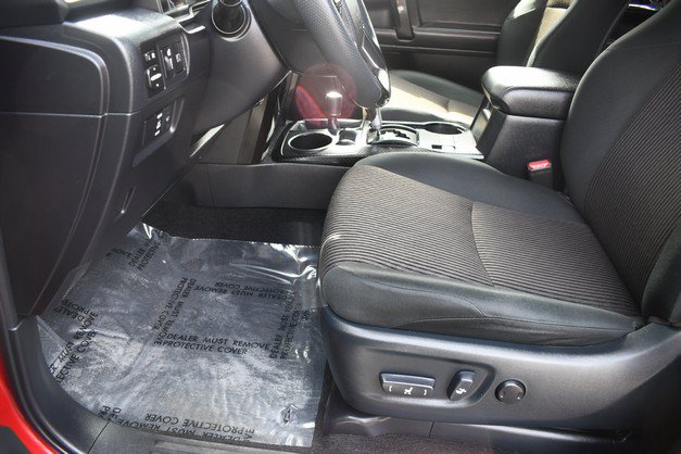 Certified 2024 Toyota 4Runner TRD Off-Road AWD/4WD image 15