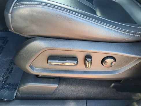 Used 2024 Honda Pilot EX-L image 13