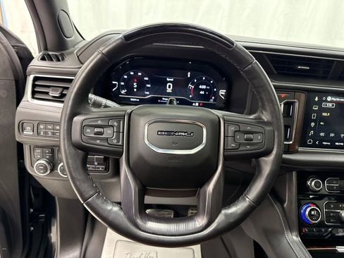 Used 2023 GMC Yukon Denali Ultimate image 29