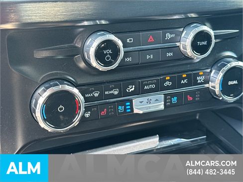 Used 2025 Ford F450 Lariat AWD/4WD image 33