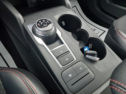 Used 2025 Ford Escape ST-Line image 22