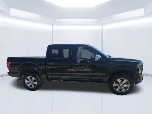 Used 2017 Ford F150 Platinum w/ Equipment Group 701A Luxury AWD/4WD image 8