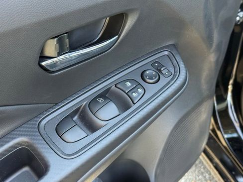 New 2025 Nissan Versa SV w/ Trunk Package image 14