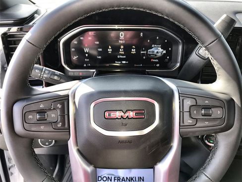 New 2026 GMC Sierra 1500 SLE image 14