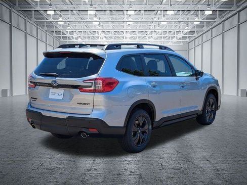 Used 2026 Subaru Ascent Premium AWD/4WD image 5
