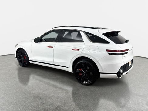Certified 2024 Genesis GV70 2.5T w/ Sport Prestige Package AWD/4WD image 7