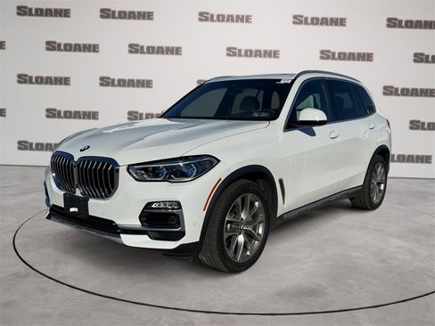Used 2021 BMW X5 xDrive40i w/ Executive Package 2 image 1