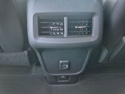 Certified 2022 GMC Terrain SLT w/ Elevation Edition image 21