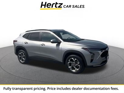 Used 2025 Chevrolet Trax LT