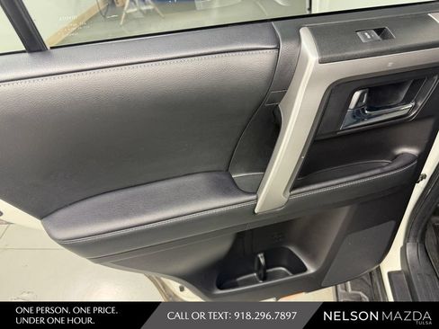 Used 2021 Toyota 4Runner SR5 Premium w/ Moonroof Package AWD/4WD image 32