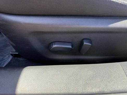 Used 2025 Nissan Altima 2.5 SV FWD image 22