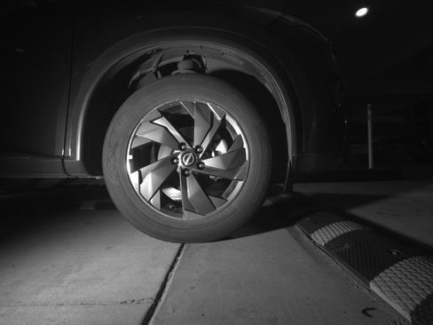 Used 2025 Nissan Rogue SV FWD image 13