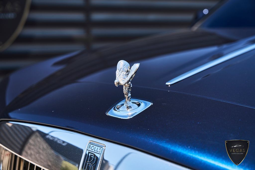 Used 2017 Rolls-Royce Wraith RWD image 8