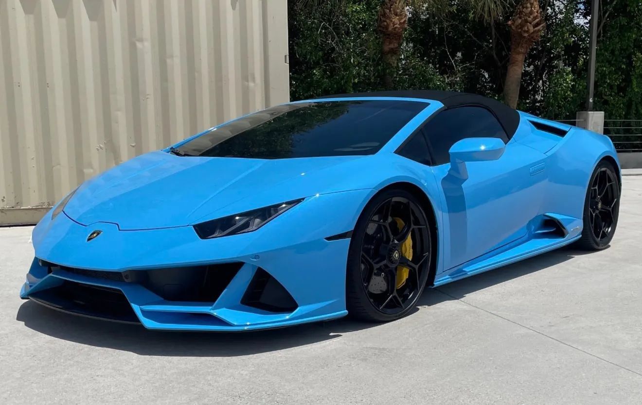 Used 2022 Lamborghini Huracan EVO AWD/4WD image 3