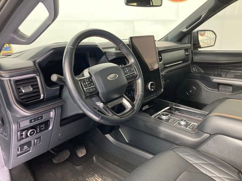 Used 2024 Ford Expedition Max Platinum AWD/4WD image 15