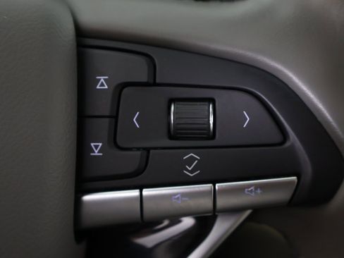 Used 2020 Cadillac XT6 Premium Luxury image 52