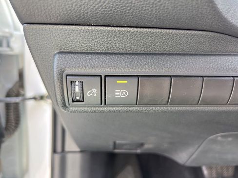 Used 2024 Toyota Corolla LE image 10
