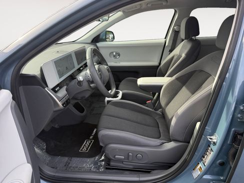 Certified 2024 Hyundai Ioniq 5 SE image 10