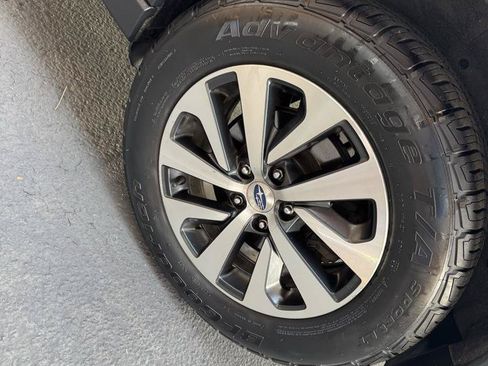 Used 2020 Subaru Outback Premium AWD/4WD image 18