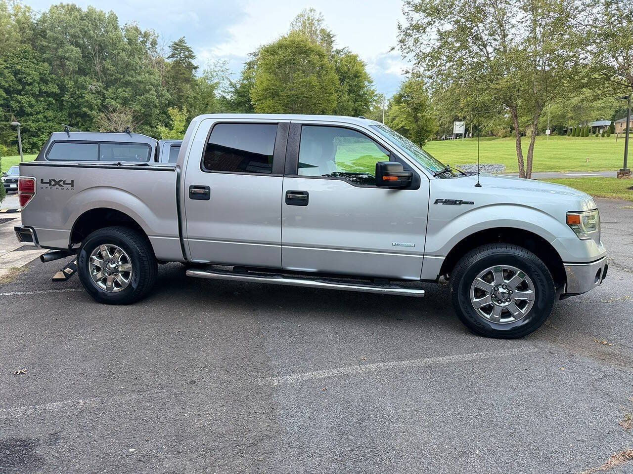 Used 2014 Ford F150 XLT w/ Equipment Group 302A Luxury AWD/4WD image 7