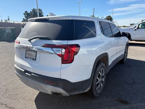 Used 2023 GMC Acadia SLE w/ LPO, Bright Accent Package FWD image 4