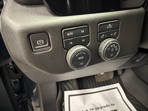 Used 2022 Chevrolet Silverado 1500 RST w/ Convenience Package II AWD/4WD image 15