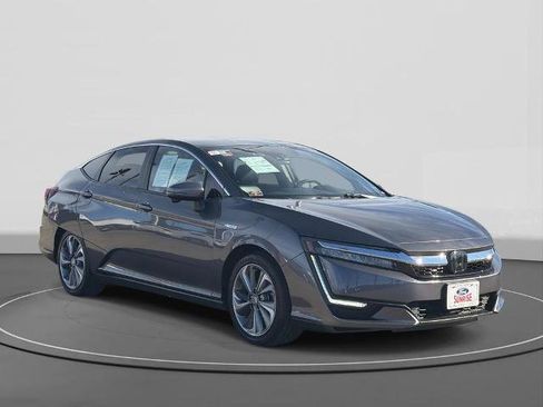Used 2018 Honda Clarity Plug-In Hybrid image 4