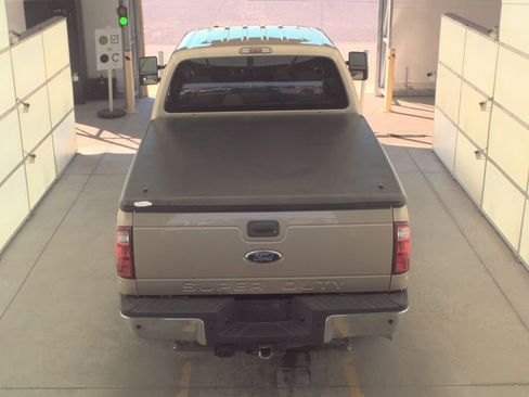 Used 2014 Ford F250 XLT w/ XLT Value Package image 6