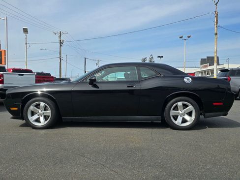 Used 2009 Dodge Challenger R/T image 9