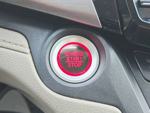 Used 2019 Honda Odyssey EX image 30