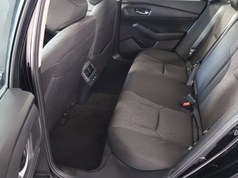 Used 2025 Honda Accord SE image 20