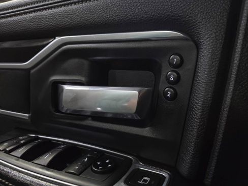 Used 2020 RAM 3500 Laramie image 34