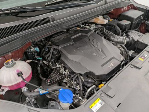 Certified 2024 Kia Carnival SX Prestige FWD image 30