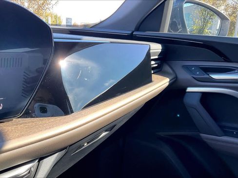 Certified 2025 Audi Q5 Premium w/ Convenience Package image 29