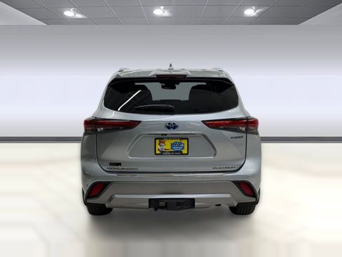 Used 2023 Toyota Highlander Platinum AWD/4WD image 8