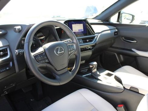 Certified 2024 Lexus UX 250h FWD image 12