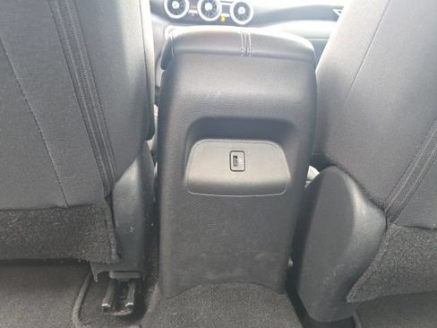 Used 2023 Nissan Sentra SV FWD image 23
