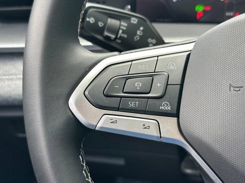 Certified 2025 Volkswagen Tiguan S AWD/4WD image 38
