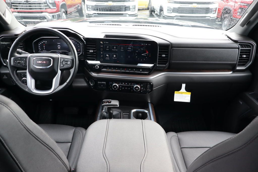 Used 2024 GMC Sierra 1500 SLT w/ SLT Premium Plus Package AWD/4WD image 17