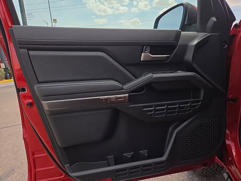 New 2026 Toyota Tacoma TRD Off-Road AWD/4WD image 17