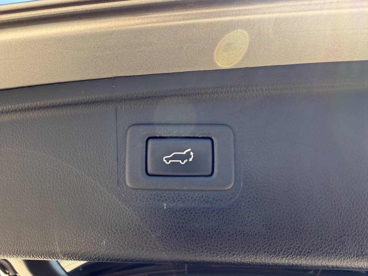 Used 2018 Subaru Outback 2.5i Limited AWD/4WD image 14