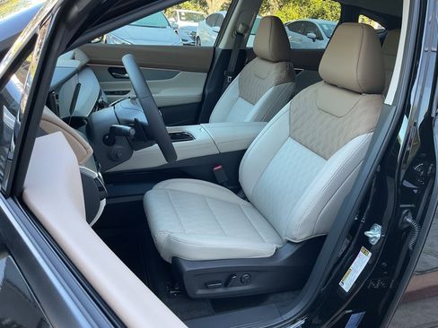 New 2026 Nissan Murano Platinum image 13