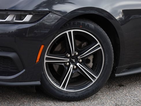 Used 2024 Ford Mustang Premium image 13