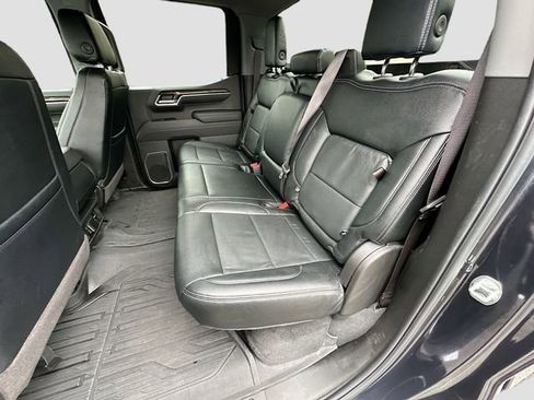 Used 2023 GMC Sierra 1500 Elevation w/ LPO, Elevation Black Package AWD/4WD image 26